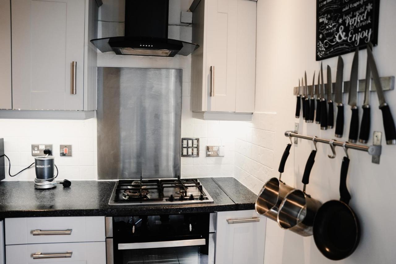 2 Bed River View Greenwich Apartament